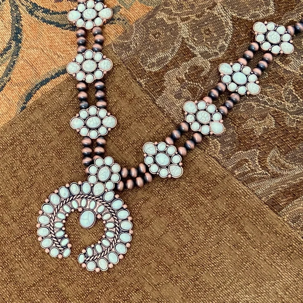 Necklace ⭐️NWT Western Native American Inspired Long Beaded  ⭐️LAST ONE - Picture 4 of 8